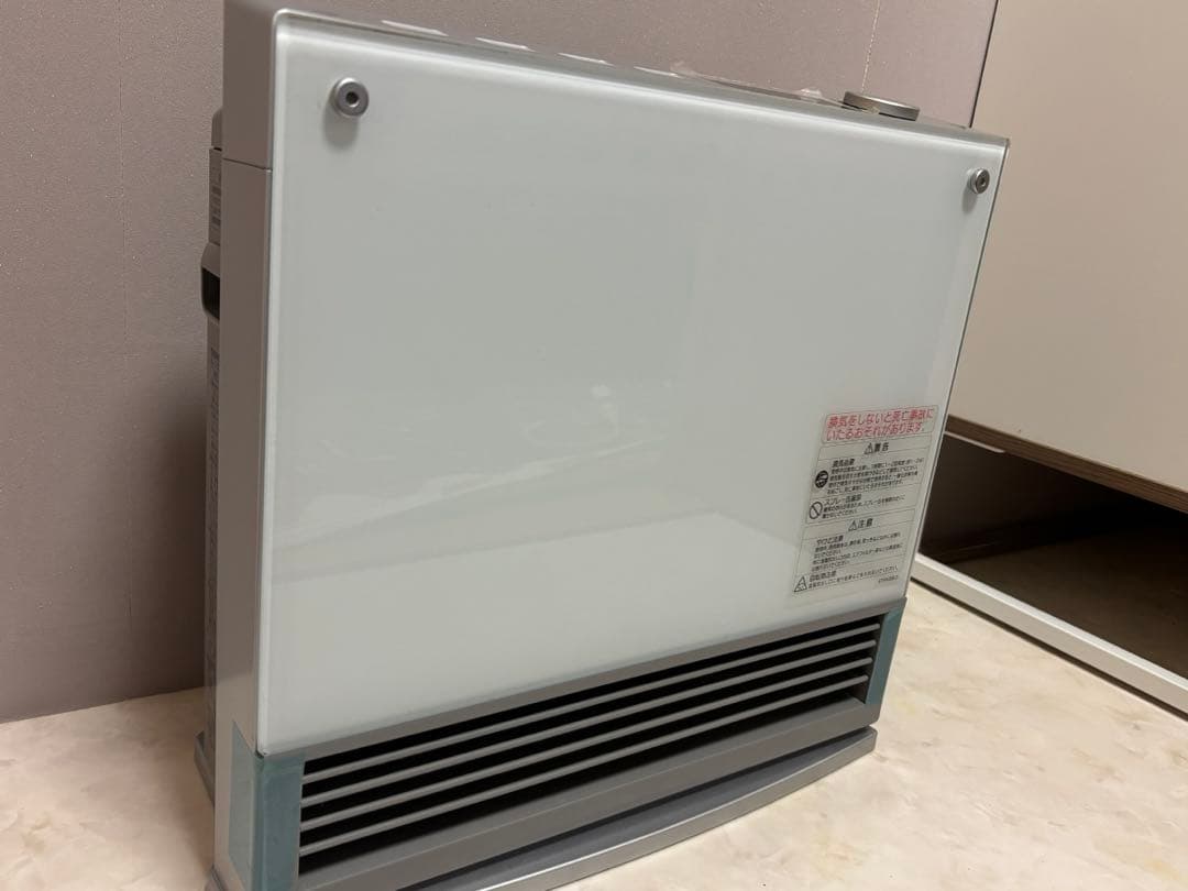 ノーリツガスファンヒーター ホワイト 3mガスホース、取扱説明書付き