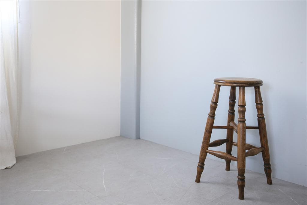 英国アンティーク木製スツール/丸椅子イス/踏み台/腰掛け/飾り棚(92-196)