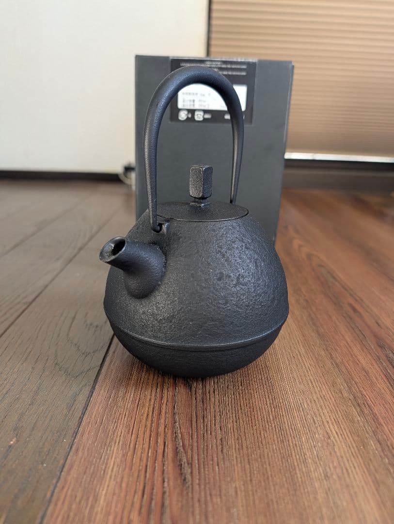 空間鋳造 南部鉄器急須 Egg 中 新品未使用