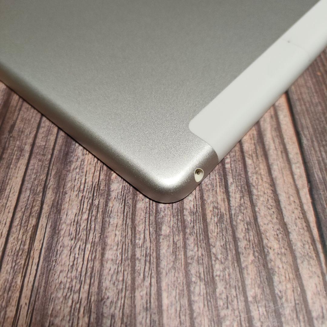 iPad 第6世代 32GB SIMフリー 美品