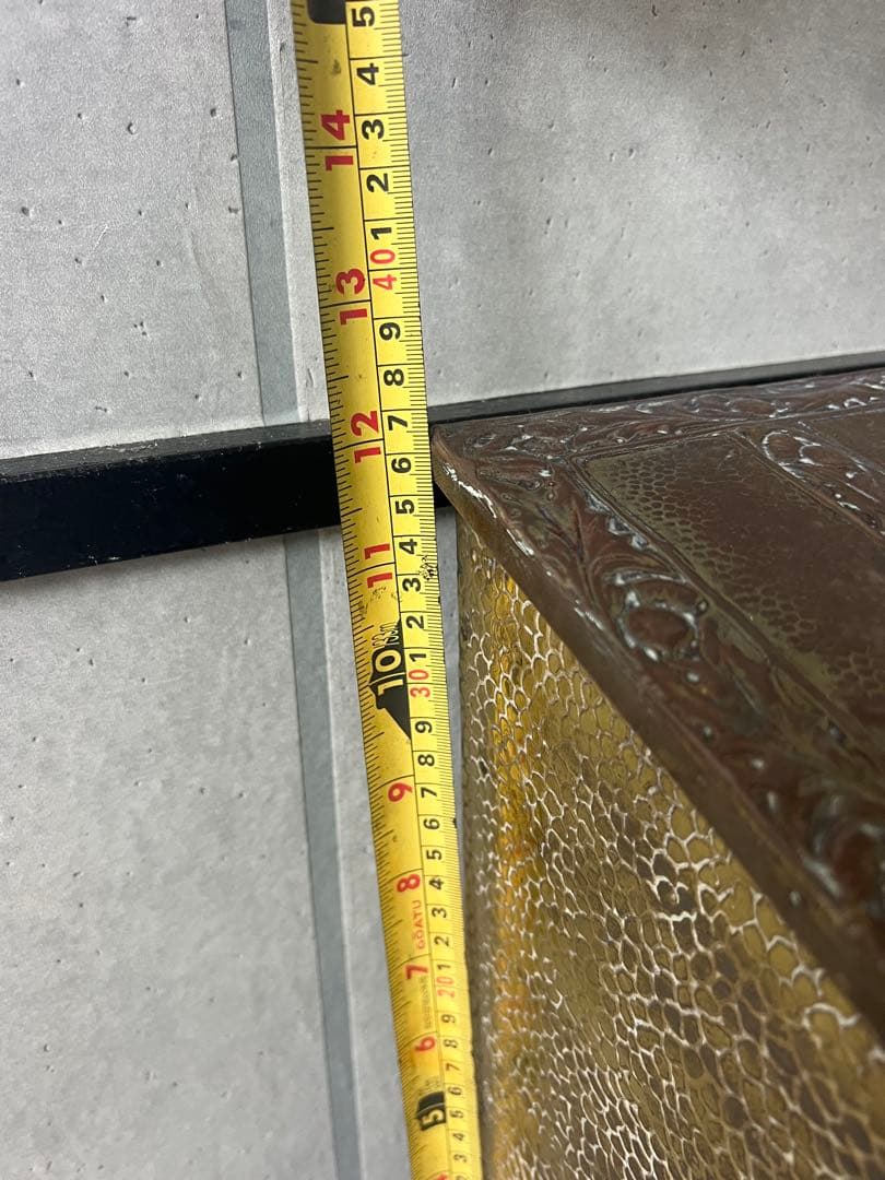 装飾的な銅属製収納ボックス