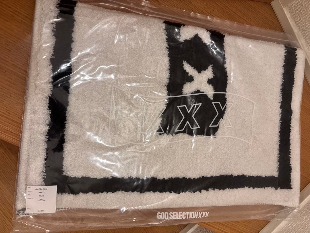 GOD SELECTION XXX ホワイトラグ フリーサイズ