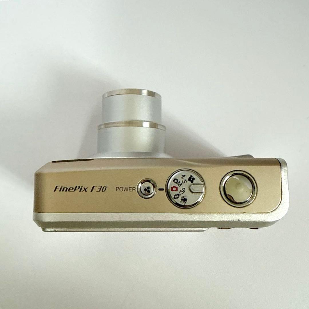 【動作確認済み】フジフィルム FinePix F30 シルバー コンデジ