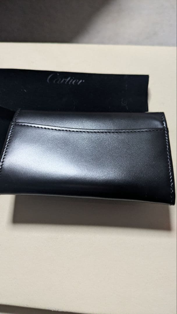 ほぼ未使用 カルティエ 名刺入れ L3000745