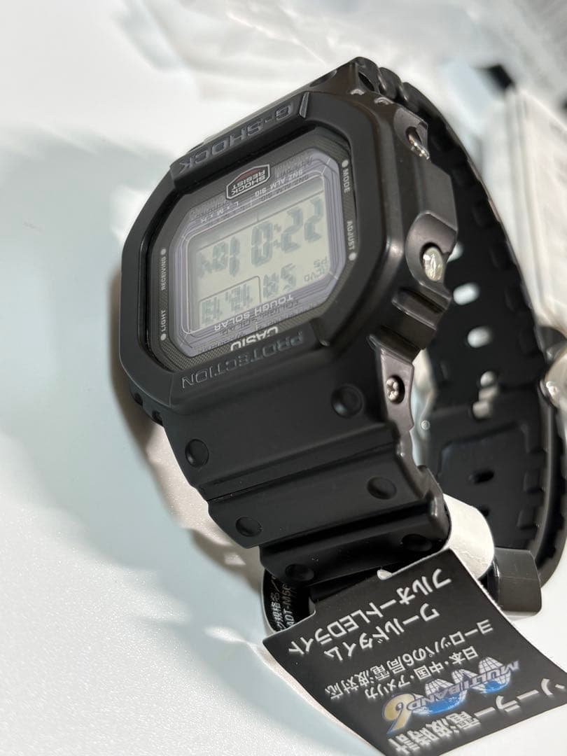【極美品】G-SHOCK GW-5000U-1JF 電波タフソーラー カーボン