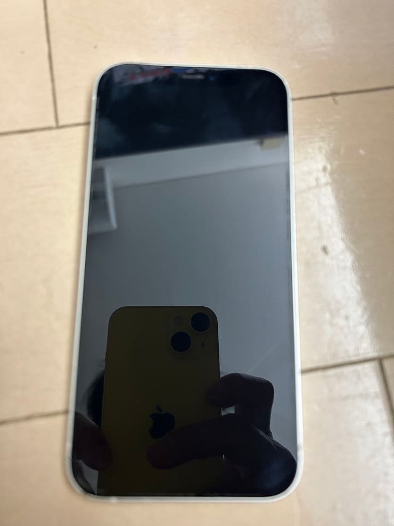 iPhone 12 ホワイト 64GB SIMフリー 動作良好★バッテリー87%