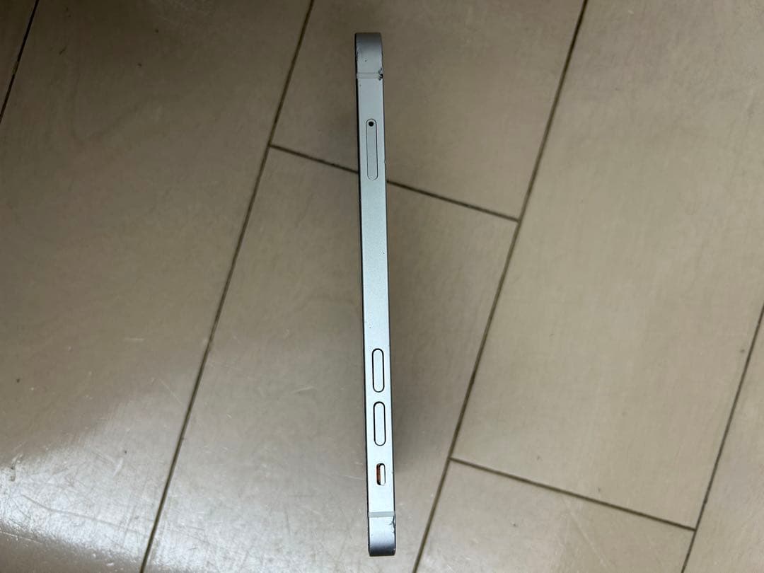 iPhone 12 ホワイト 64GB SIMフリー 動作良好★バッテリー87%