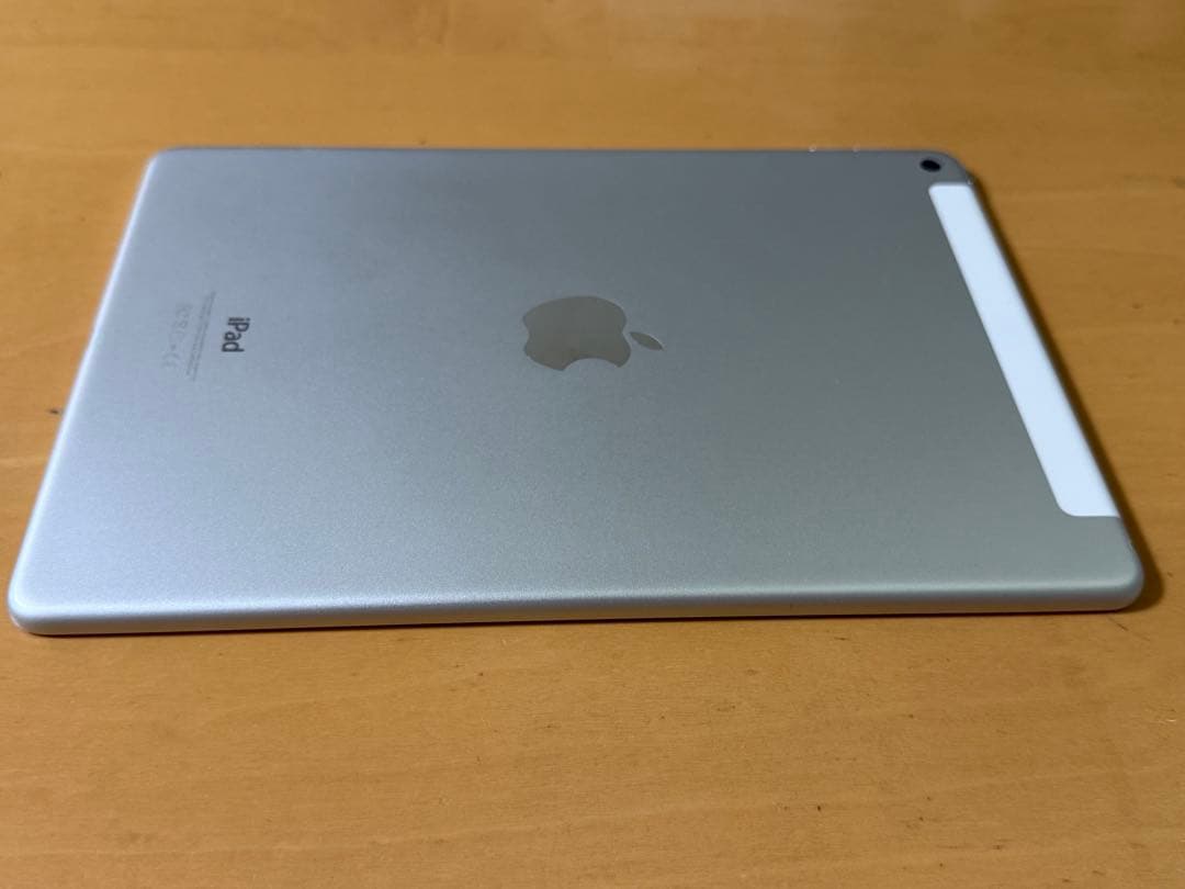 iPad Air2 第2世代 64GB Wi-Fi + Cellular