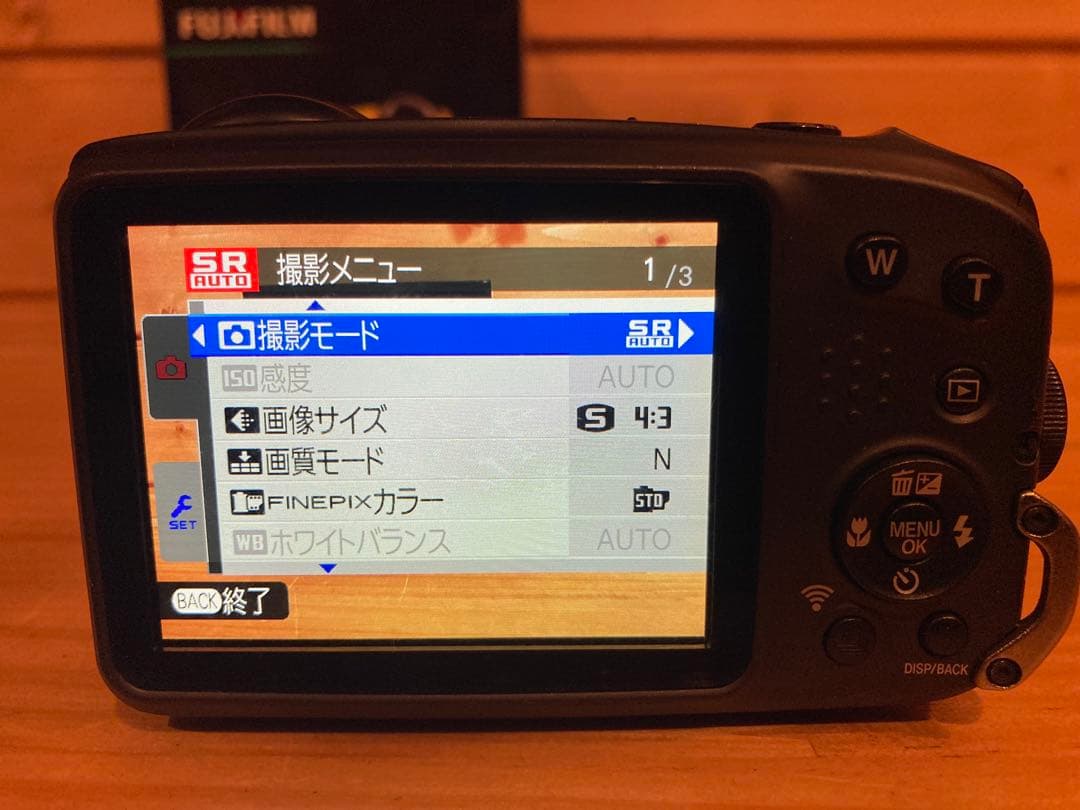 FUJIFILM 富士フイルム　FINEPIX XP90 防水デジカメ　コンデジ