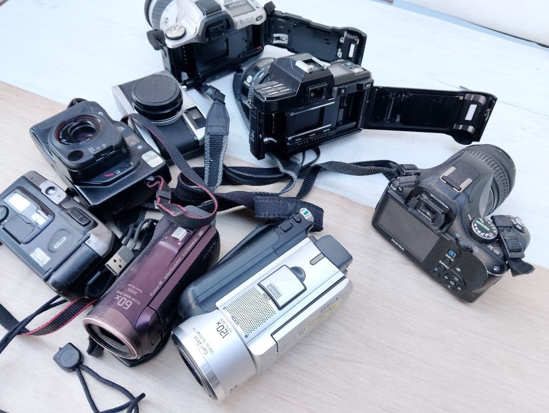 Canon Autoboy Luna などまとめて売り8台ジャンク(よ25)