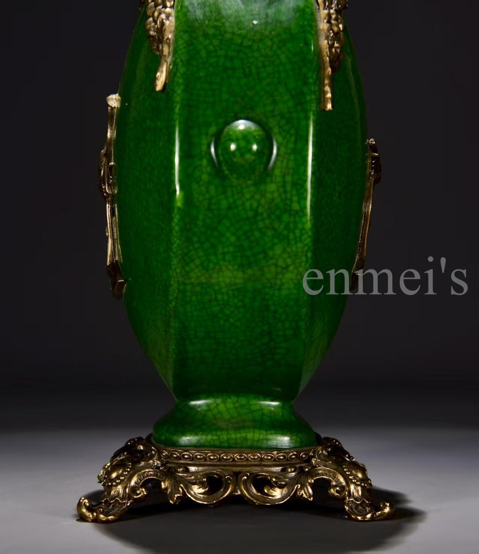 【時代の彩】中国古美術 清・乾隆 豆青釉 鶴の措金銅嵌扁瓶 花瓶 古陶磁 時代物