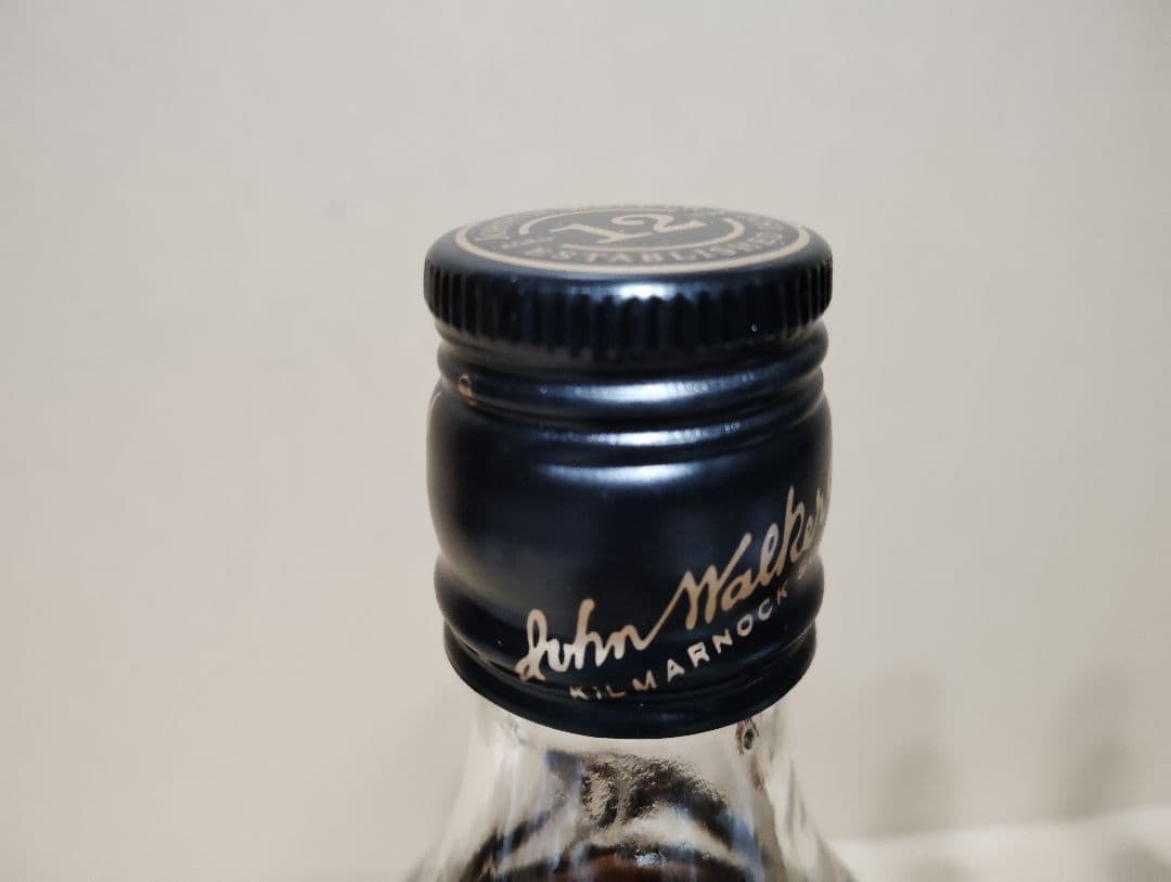 Johnnie Walker Black Label 12年 700ml