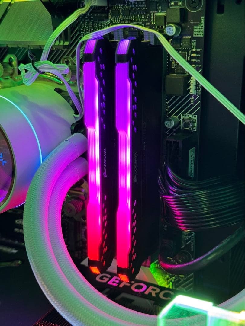 Corsair RGB メモリー 32GBx2 DDR4