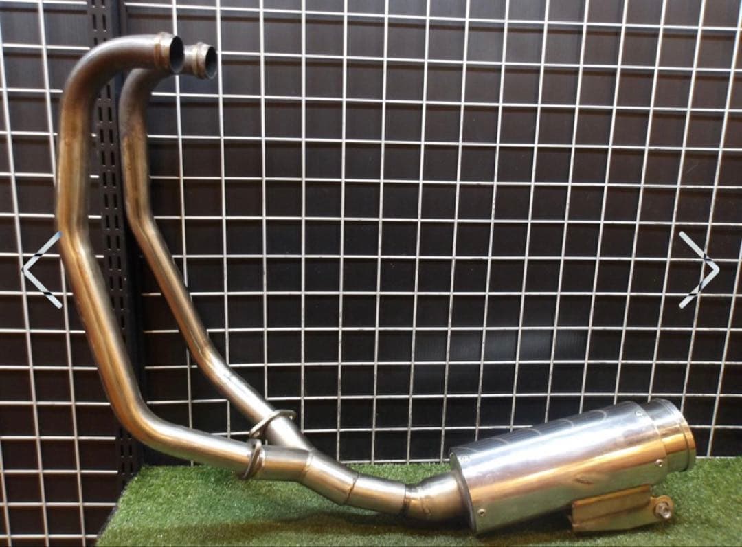 SUZUKI ボルティ　グラストラッカー　社外マフラー