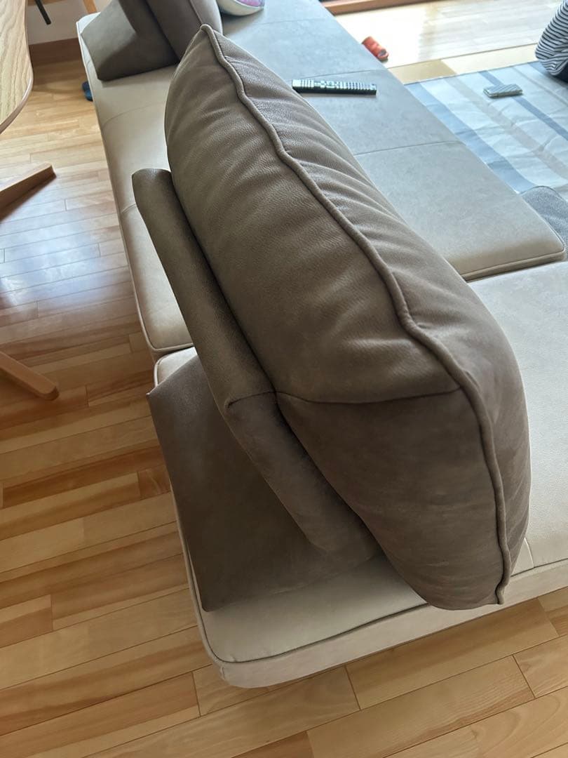 値下げ！アルフレード 背当てクッション 座椅子　ヨーロピアングレー