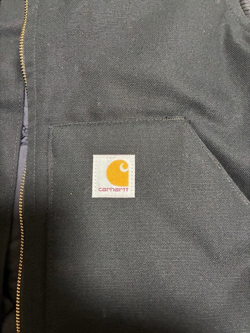 Carhartt ダックベスト／Mサイズ（V01-BLK)