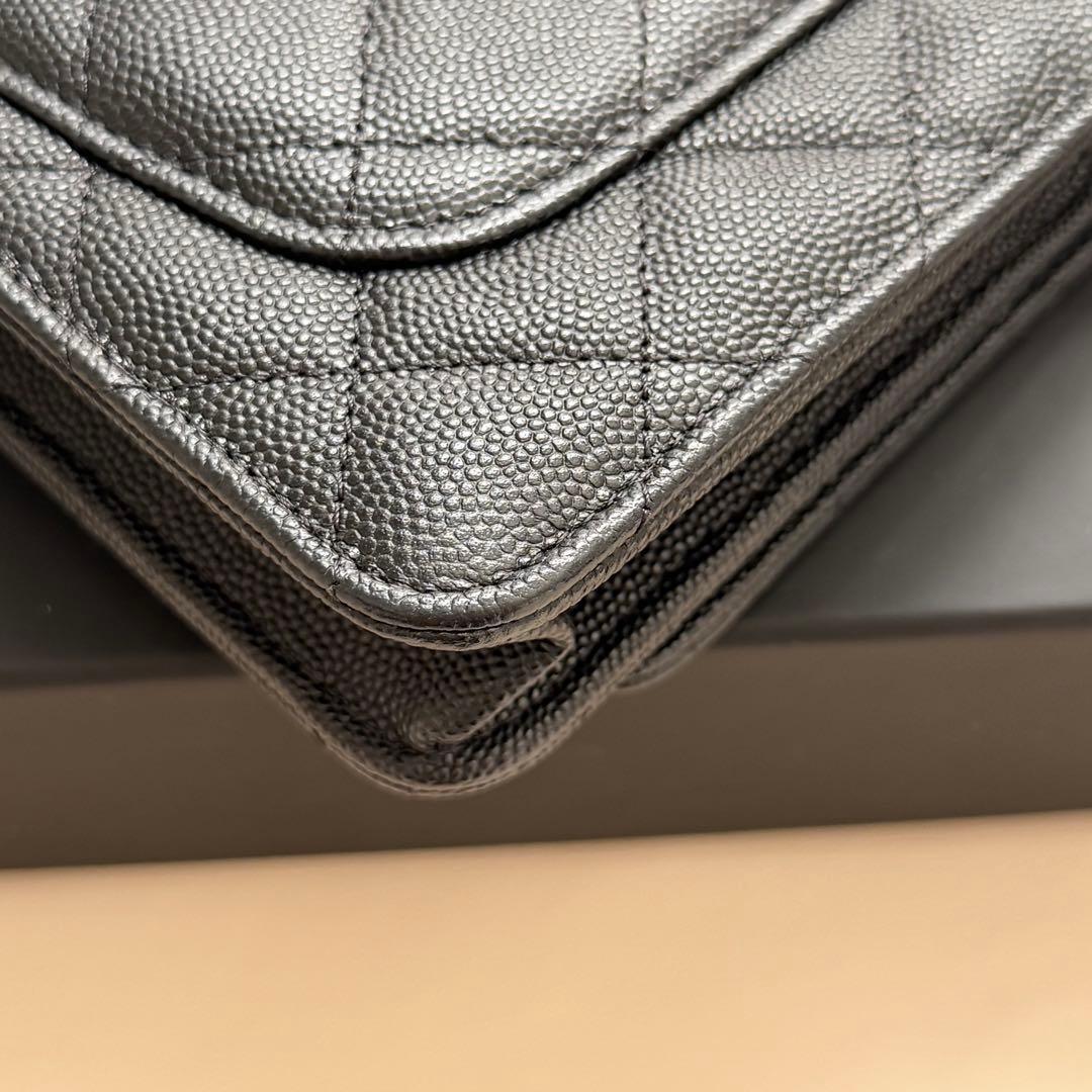 専用！新品に近い シャネル23A チェーンウォレット キャビア ブラック