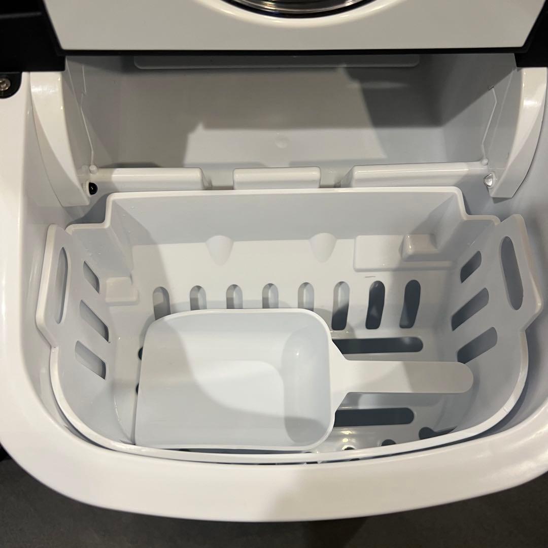 コンパクト　製氷機 ブラック　氷　製氷　ICE-C01
