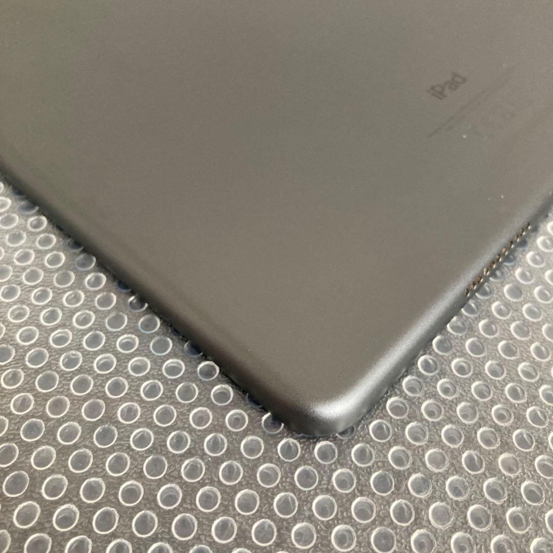 2968【早い者勝ち】iPad Air3 第3世代 64GB WIFIモデル☆