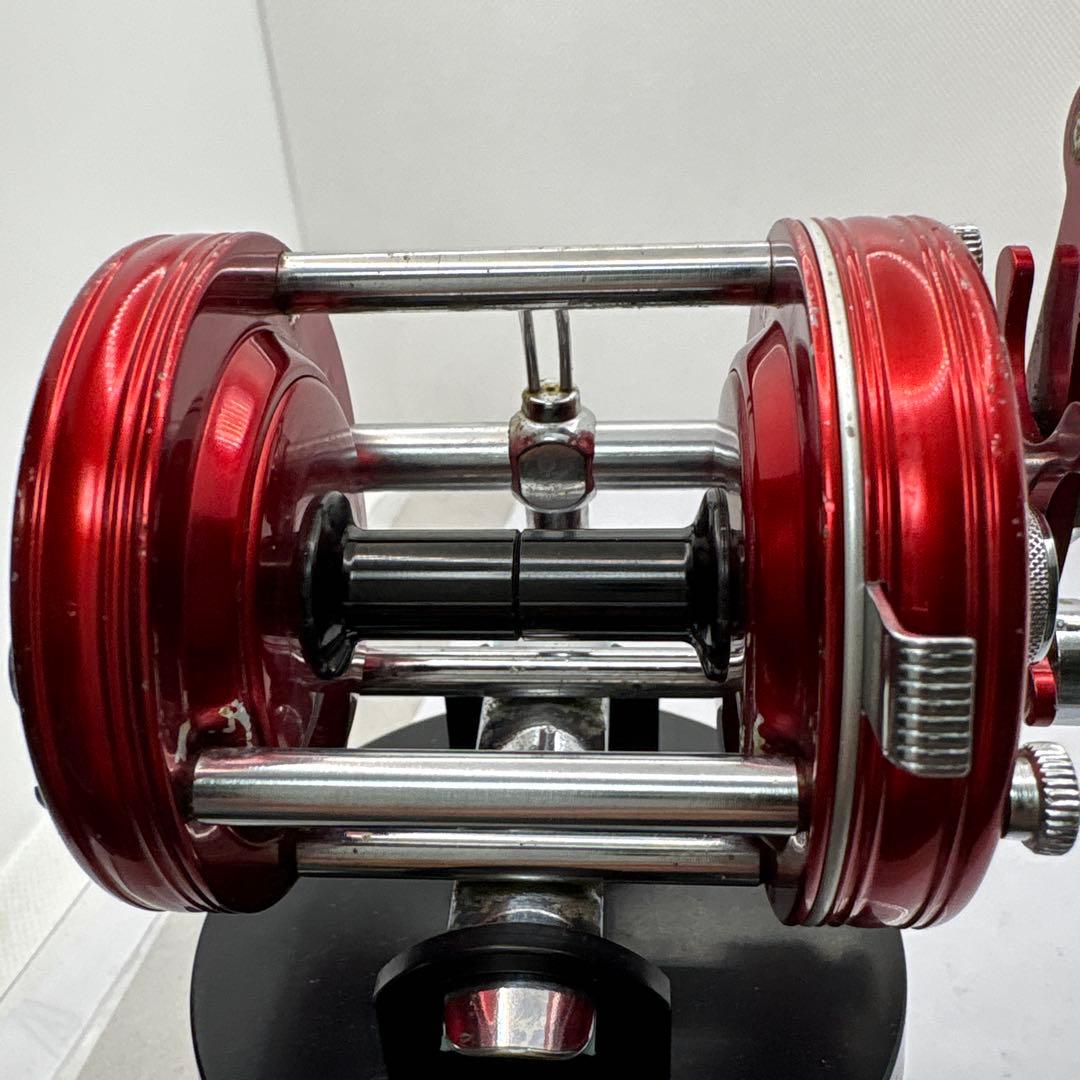 ABU Ambassadeur 6000 ベイトリール 赤