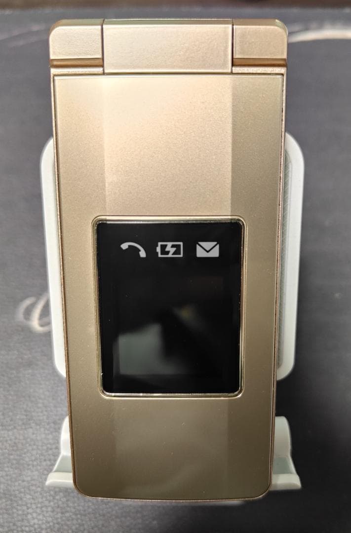 かんたん携帯11 ゴールド SHARP A207SH