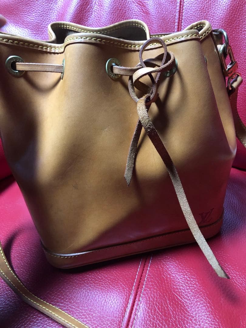 ヌメ革　ヴィトンバック