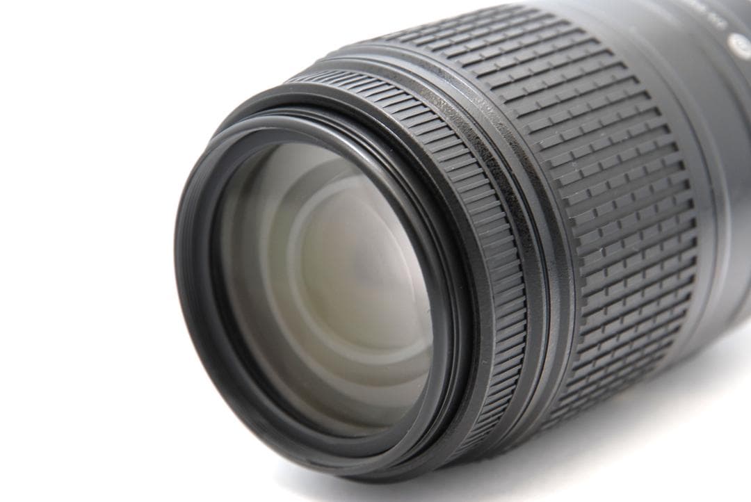 Nikon AF-S DX 55-300mm VR 望遠レンズ 手ブレ補正