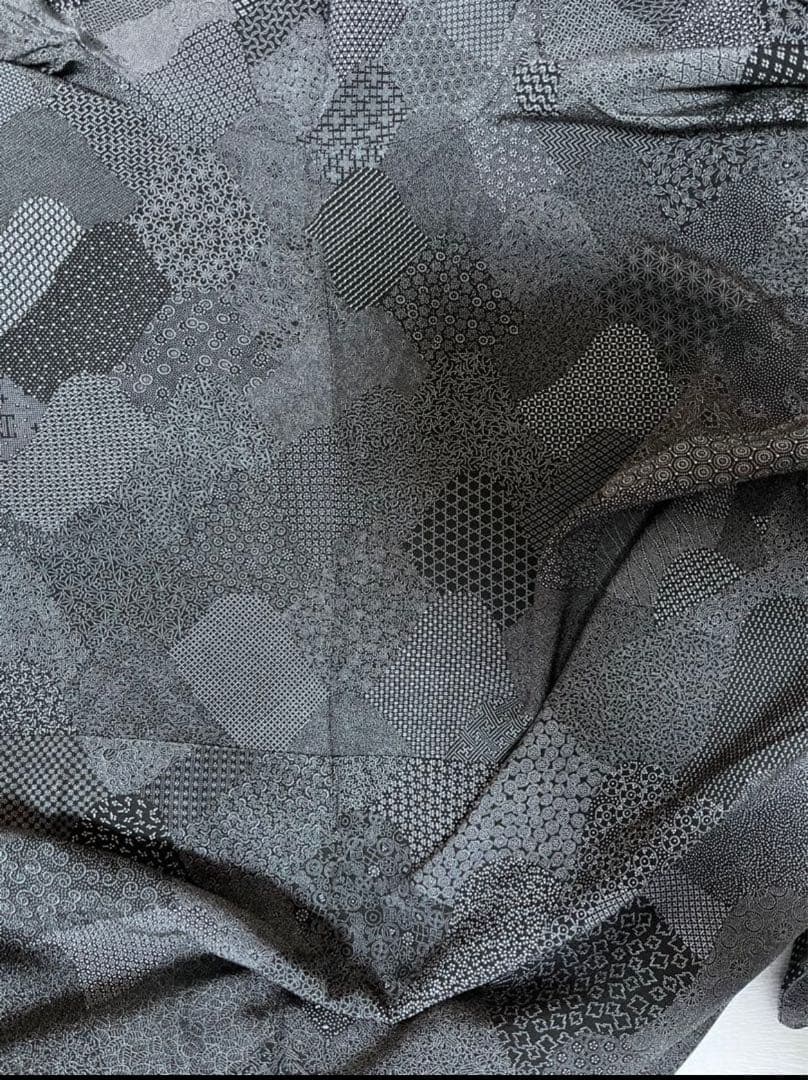 小紋　江戸小紋　モノトーン　切りばめ文様　作家物