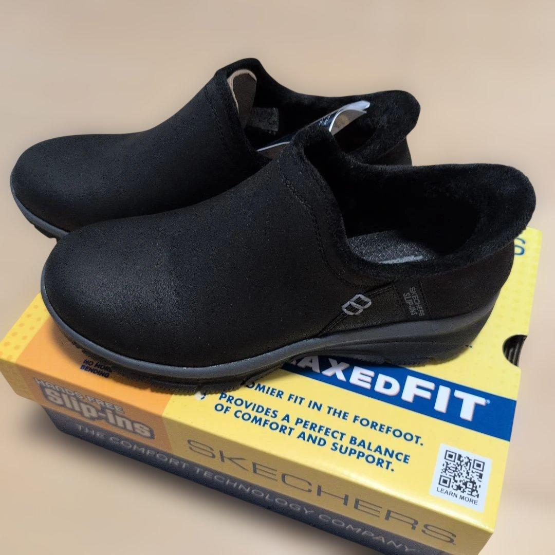 新品　SKECHERS Hands Free Slip-Ins ショートブーツ