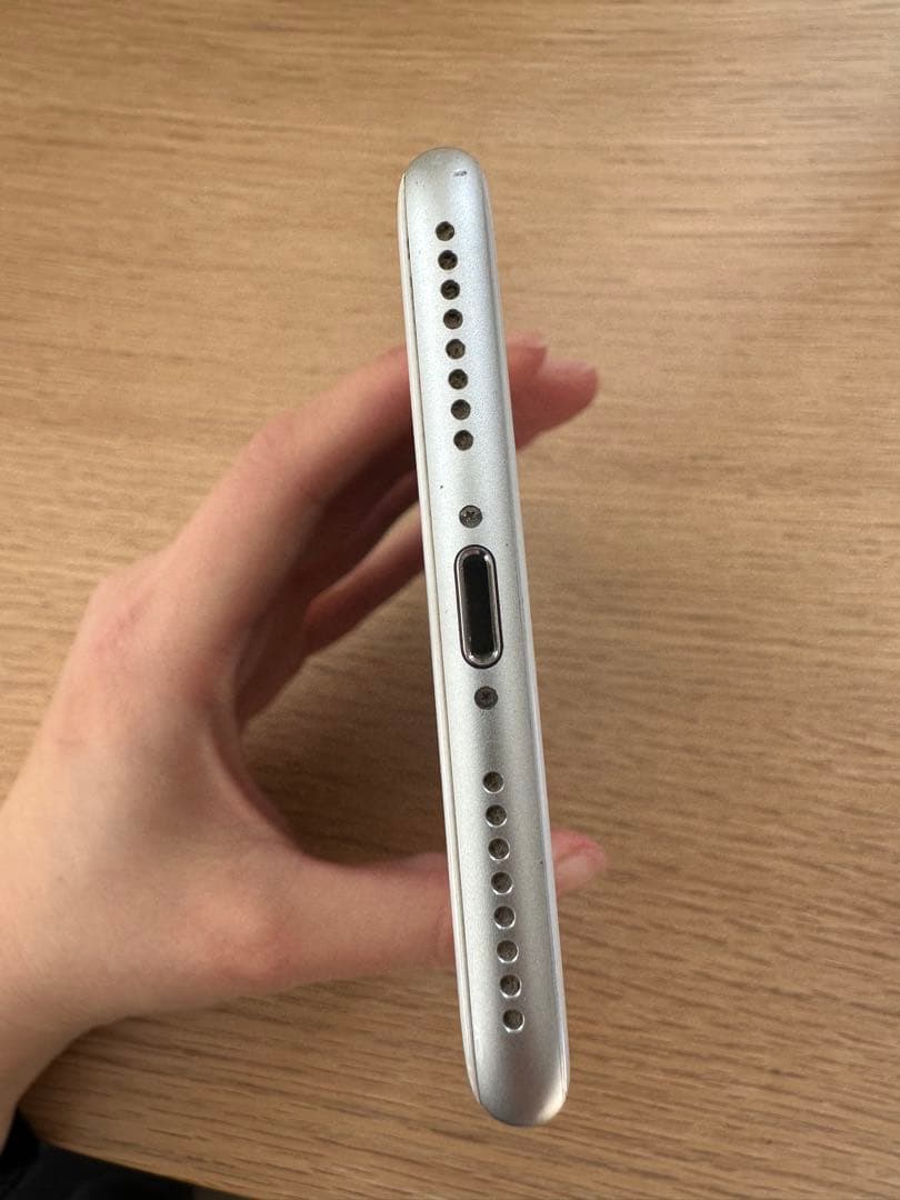 【訳あり】iPhone 8 Plus 64GB SIMフリー