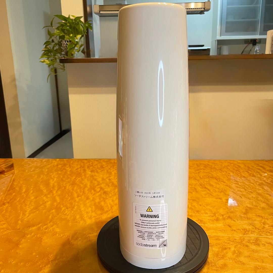 ソーダストリーム スピリット　ホワイト ガスシリンダー2本 専用1Lボトル1本