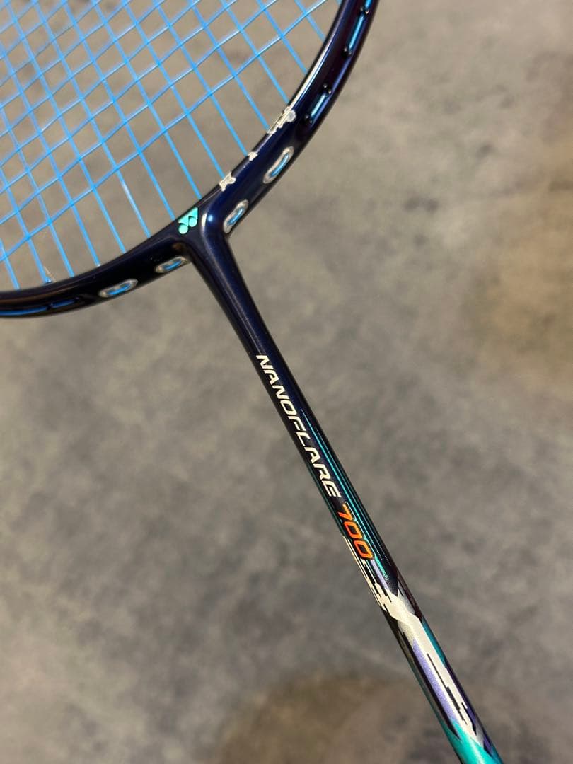 ラケット YONEX NANOFLARE700 4UG5