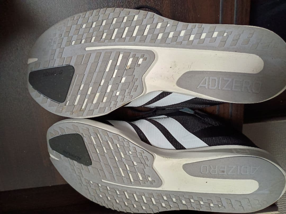 ADIZERO RC 6 26センチ