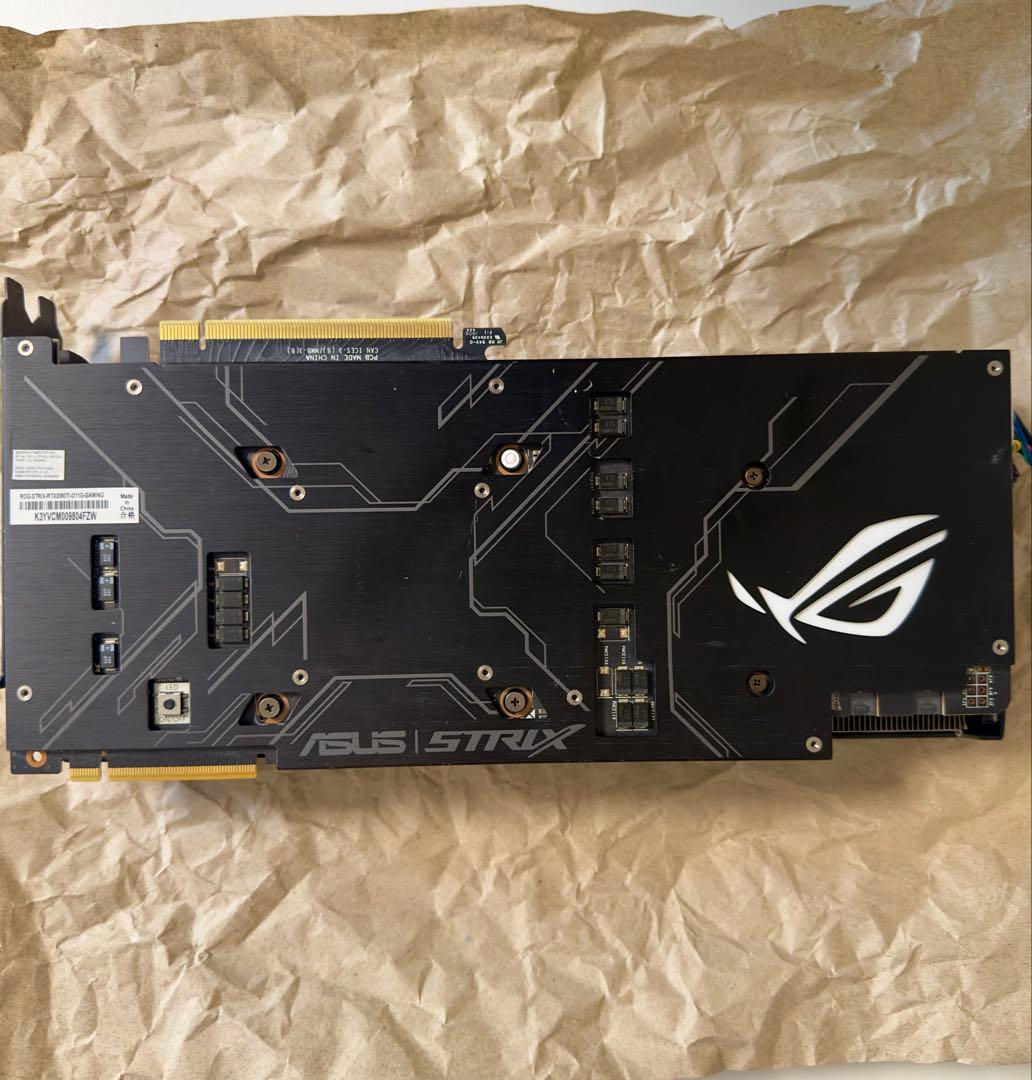 グラフィックボード・グラボ・ビデオカード ASUS ROG Strix GeForce RTX 2080 Ti