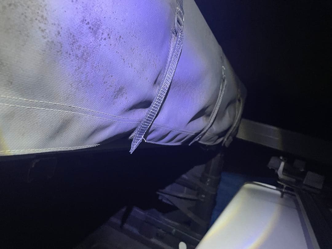 ルーフトップテント