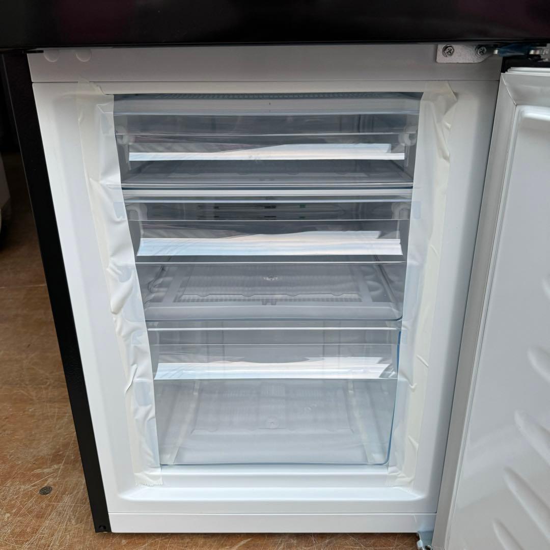 C1141★2023年製★新品.未使用品★ハイセンス冷蔵庫　黒　ブラック　洗濯機