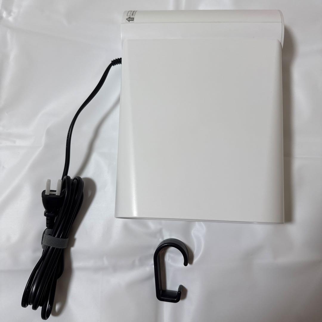 コンパクト衣類乾燥機XRC-G010ホワイト　プラスマイナスゼロ　新品未使用