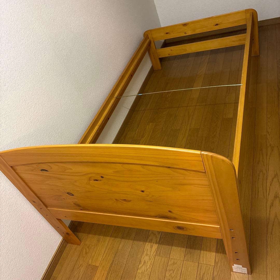 ニトリ　シングルベッドフレーム