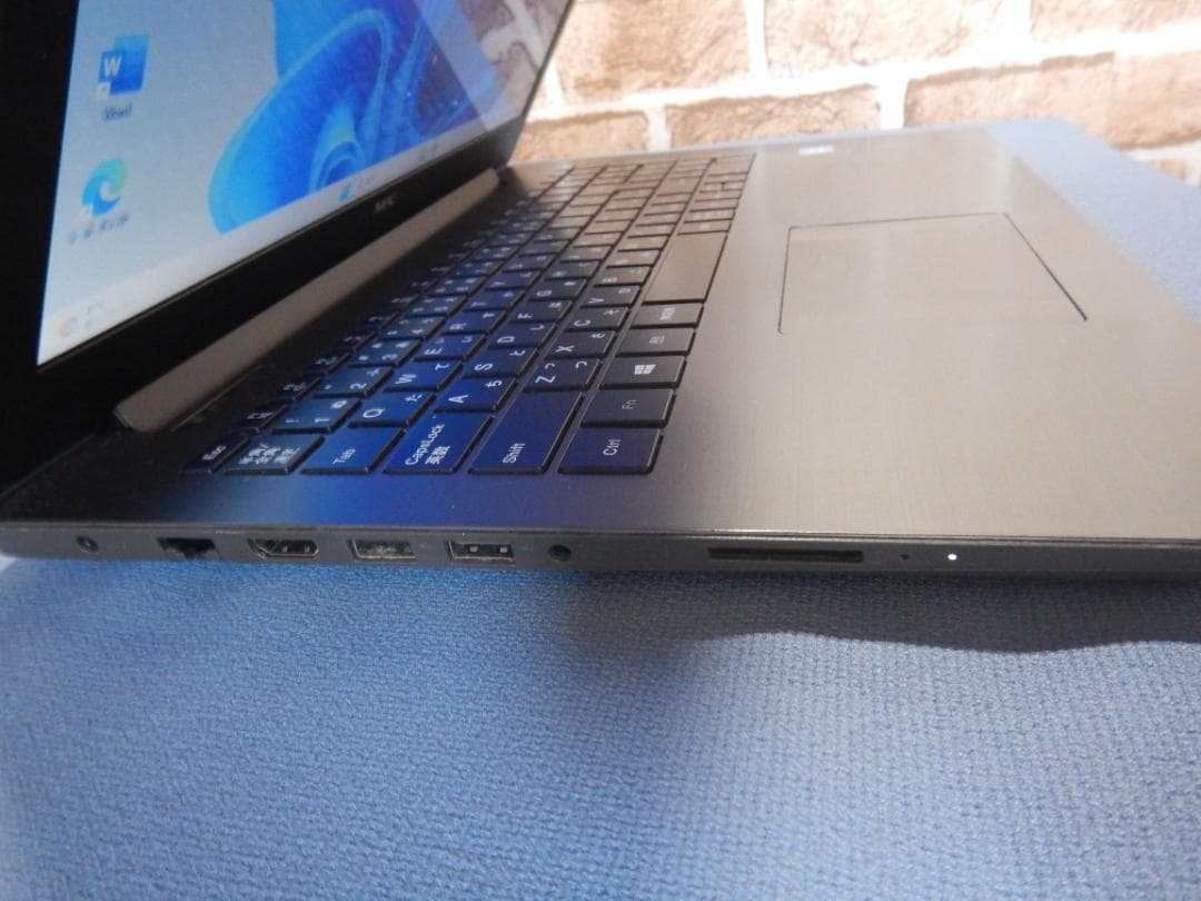 NEC LALIE 第8世代ファンレスノートPC SSD Office №292