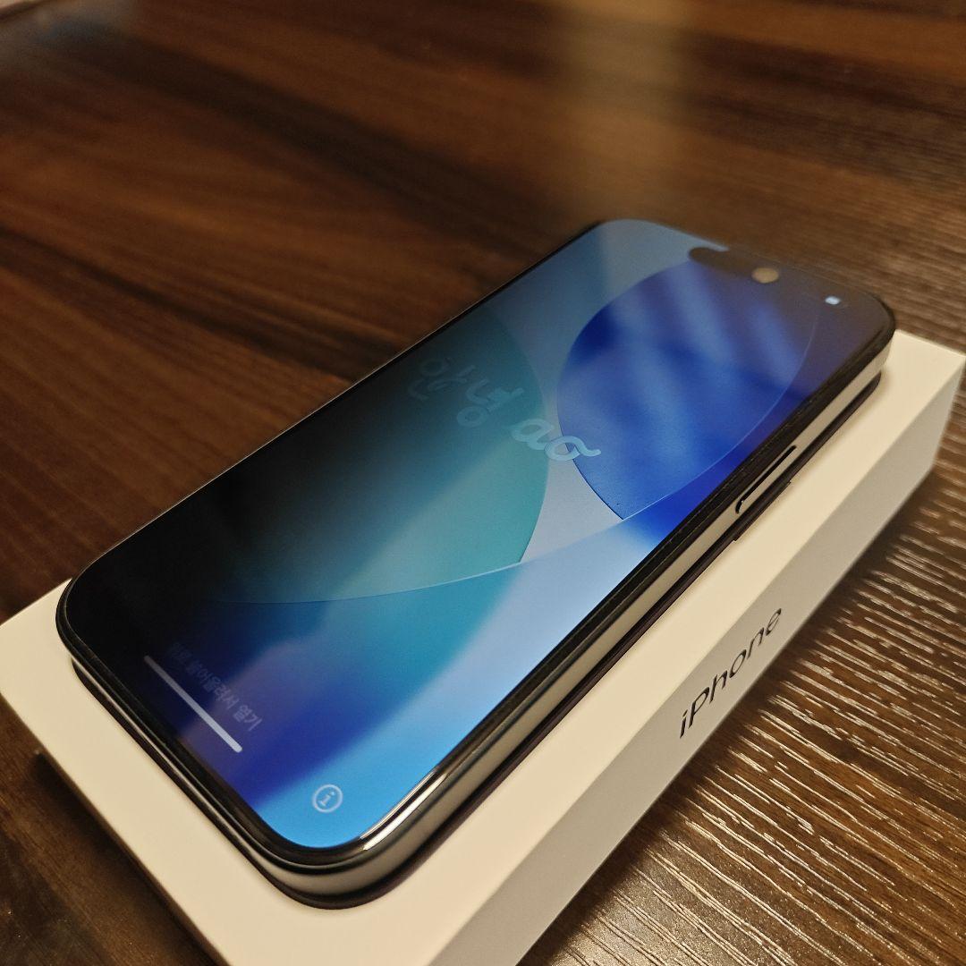 Apple iPhone 15 本体 シムフリー 128GB 美品 ケース付き