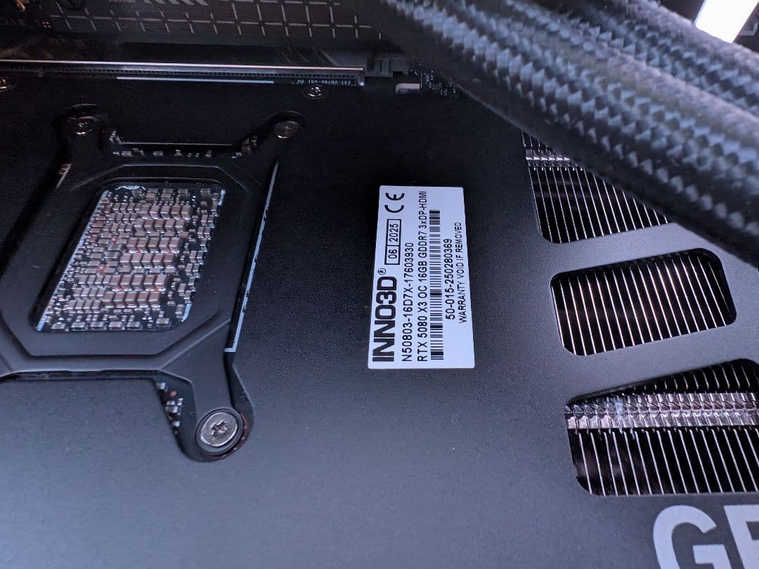 グラフィックボード・グラボ・ビデオカード INNO3D GeForce RTX 5080 X3 OC