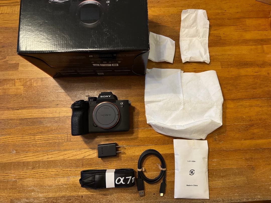 【美品】ソニー α7 IV ボディ ILCE-7M4