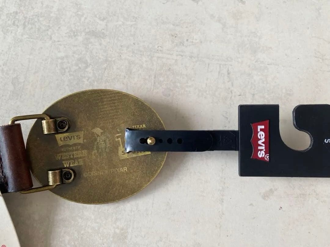 コ*ト様 Levi’s トイストーリー ウッディ ベルト 限定 完売品　Sサイズ