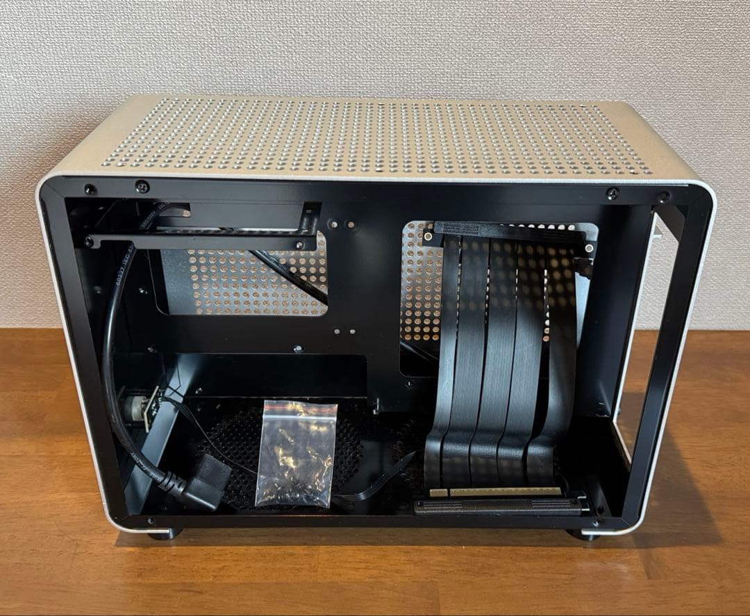 PCケース GEEEK G1 SE mini ITXケース