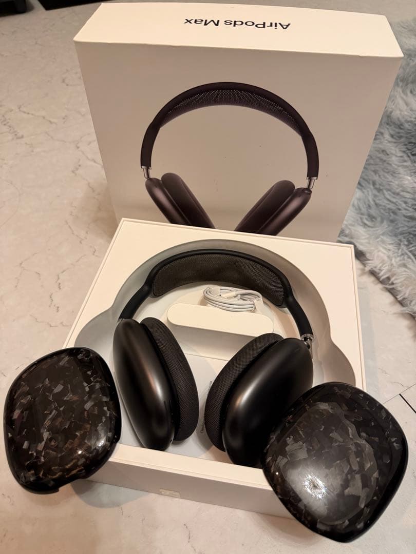 AirPods Max ブラック 動作確認済み 美品　カーボンケース付き