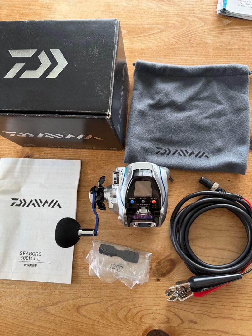 値下げ！！SEABORG 300MJ-Ｌ電動リール シルバー/ブルー