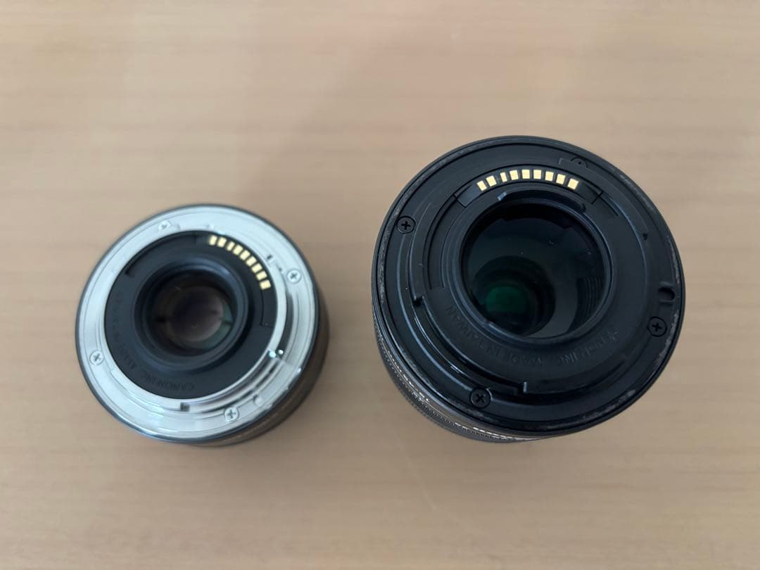 Canon EOS M100 ミラーレスカメラ 2本レンズ付き