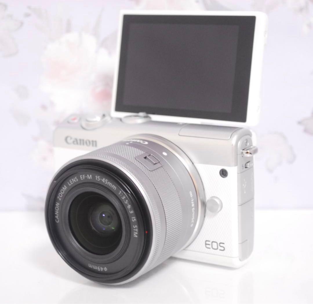 高画質で自撮りもラクラク☆Wi-Fi通信機能付き♪キャノン EOS M100♡