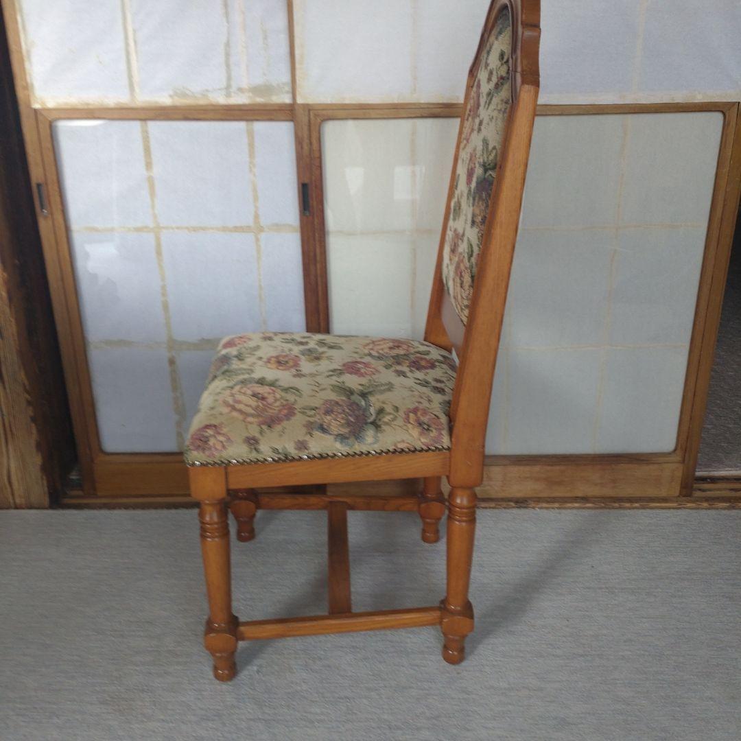 【英国アンティーク調】ダイニングチェア ゴブラン織 花柄 鋲打ち 木製　4/4
