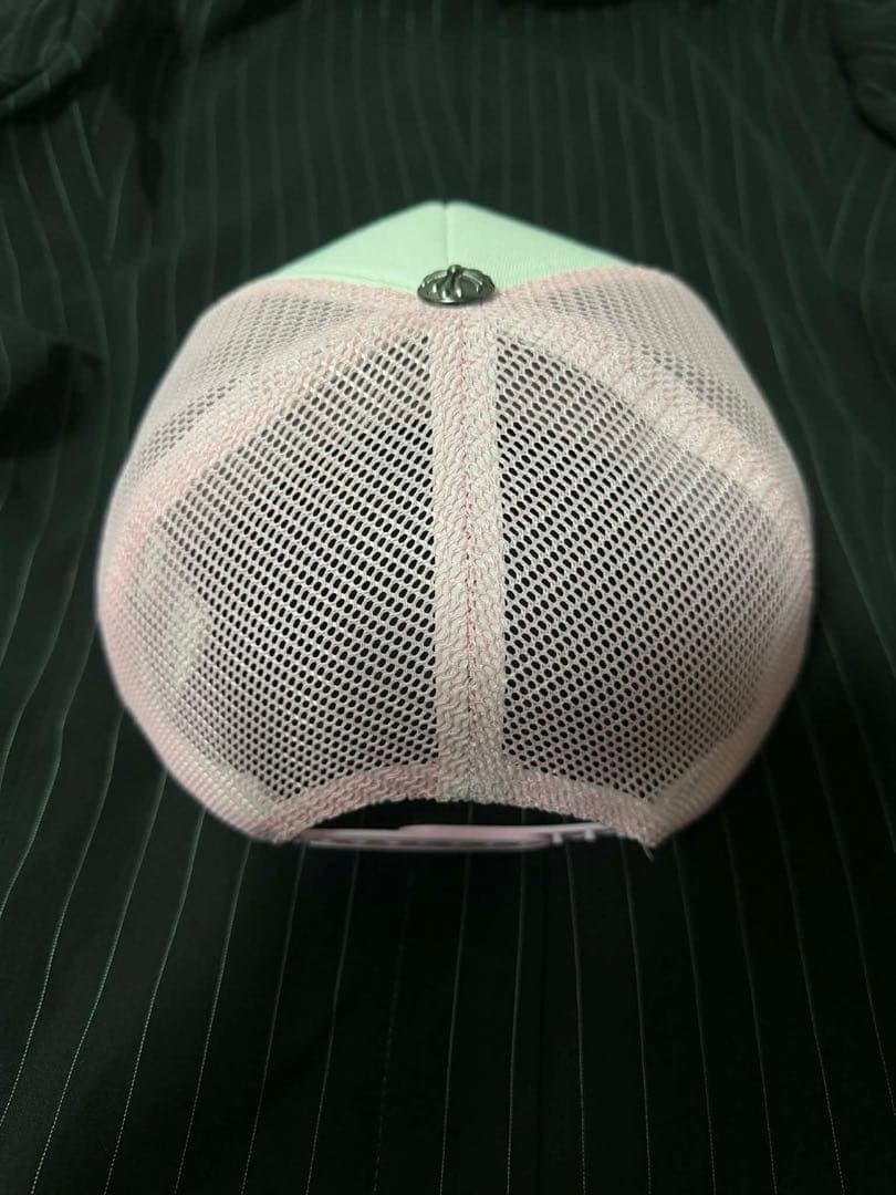 Chrome Hearts トラッカーキャップ ピンク/ホワイト